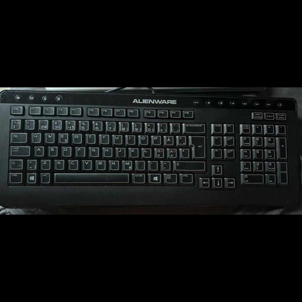 Dell Alienware Multimedia Slim Gaming Keyboard USB SK-8165